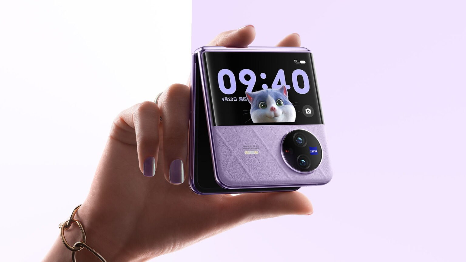 230420 GadgetMatch vivo X Flip Featured