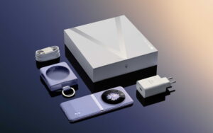 tecno-phantom-v-flip-1
