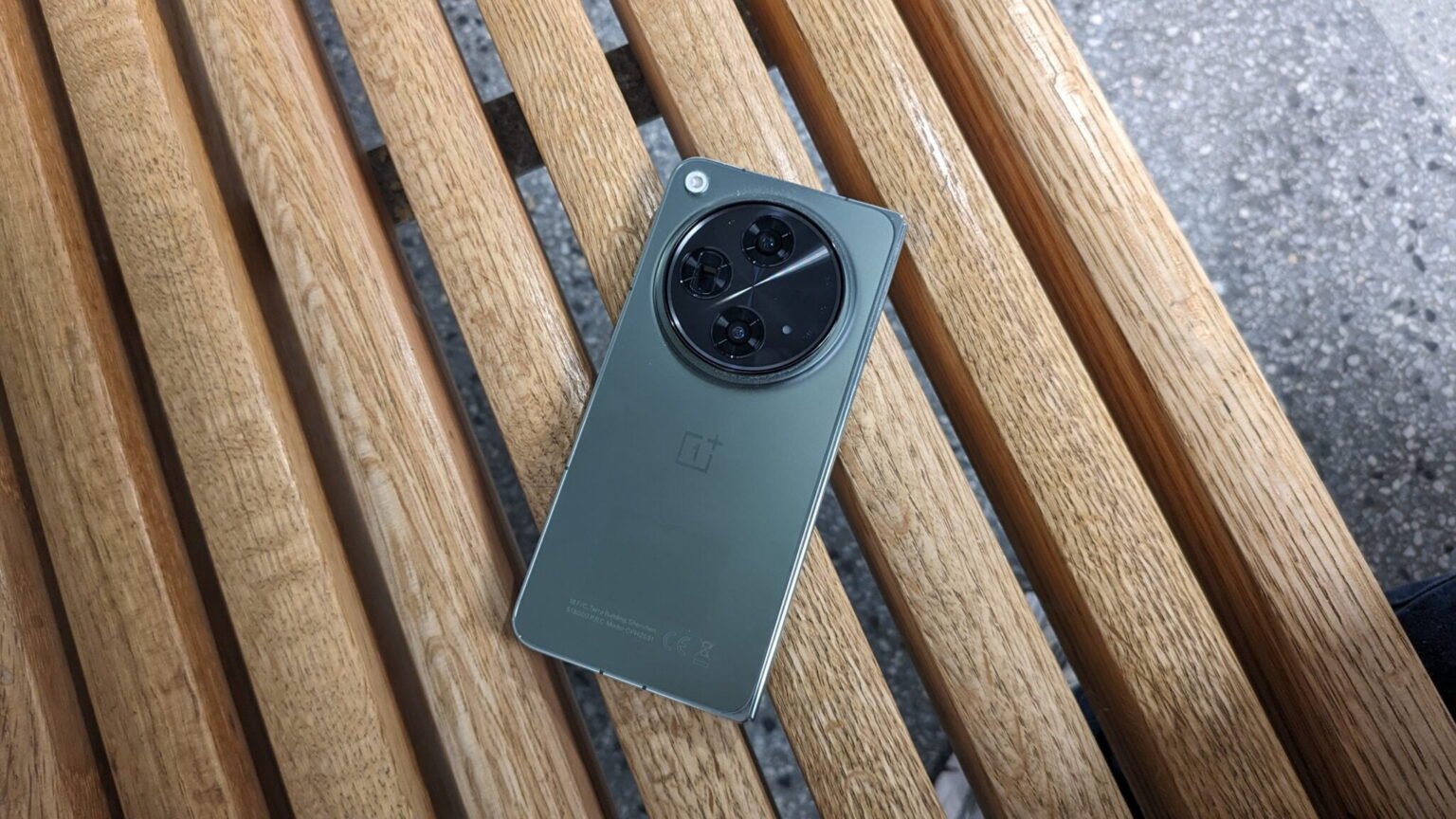 PXL 20231026 174853034.MP 2048x1152