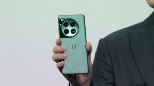 OnePlus-12-launch-stream