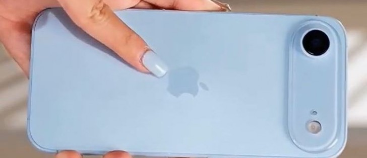 iPhone 17 Air fastnar på video