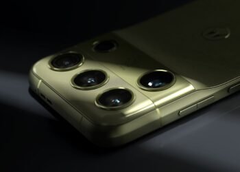 HSvZNYnbUAA 96o